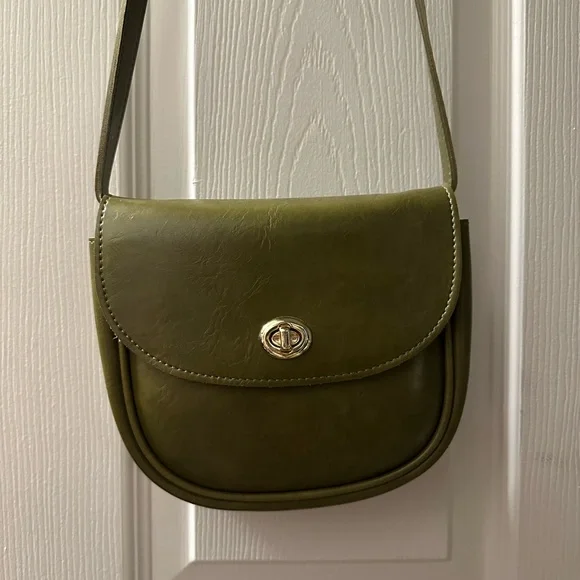 NWOT Vintage Style Twist Lock Closure Crossbody Shoulder Bag in Green - Picture 3 of 10